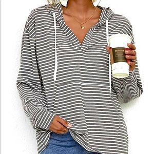 🔥Women’s Grey Striped Relaxed Fit V Neck Hoodie